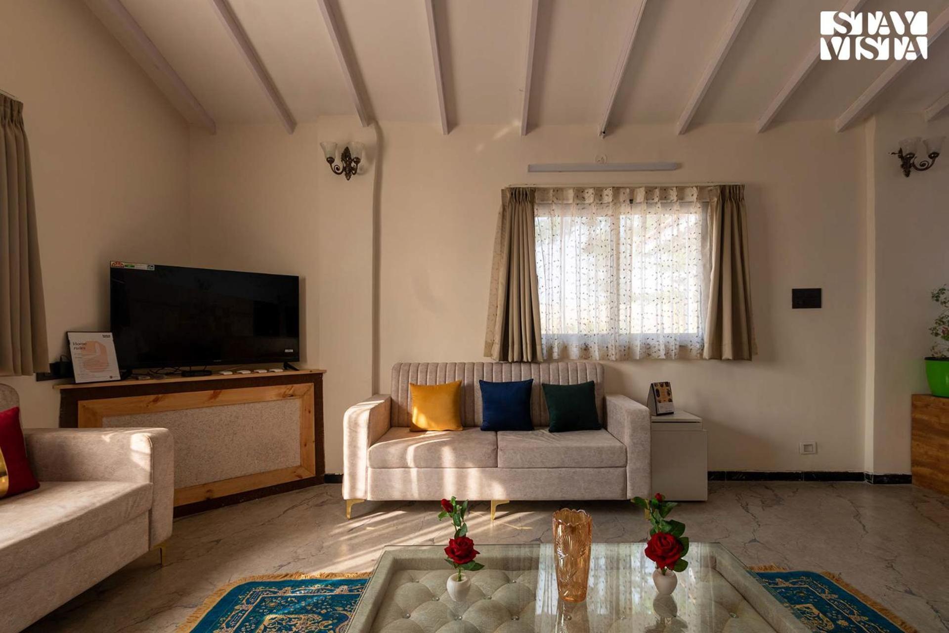 Stayvista'S Harvest Haven - Pool-View Villa With Deck & Machan Near Sula Насик Экстерьер фото