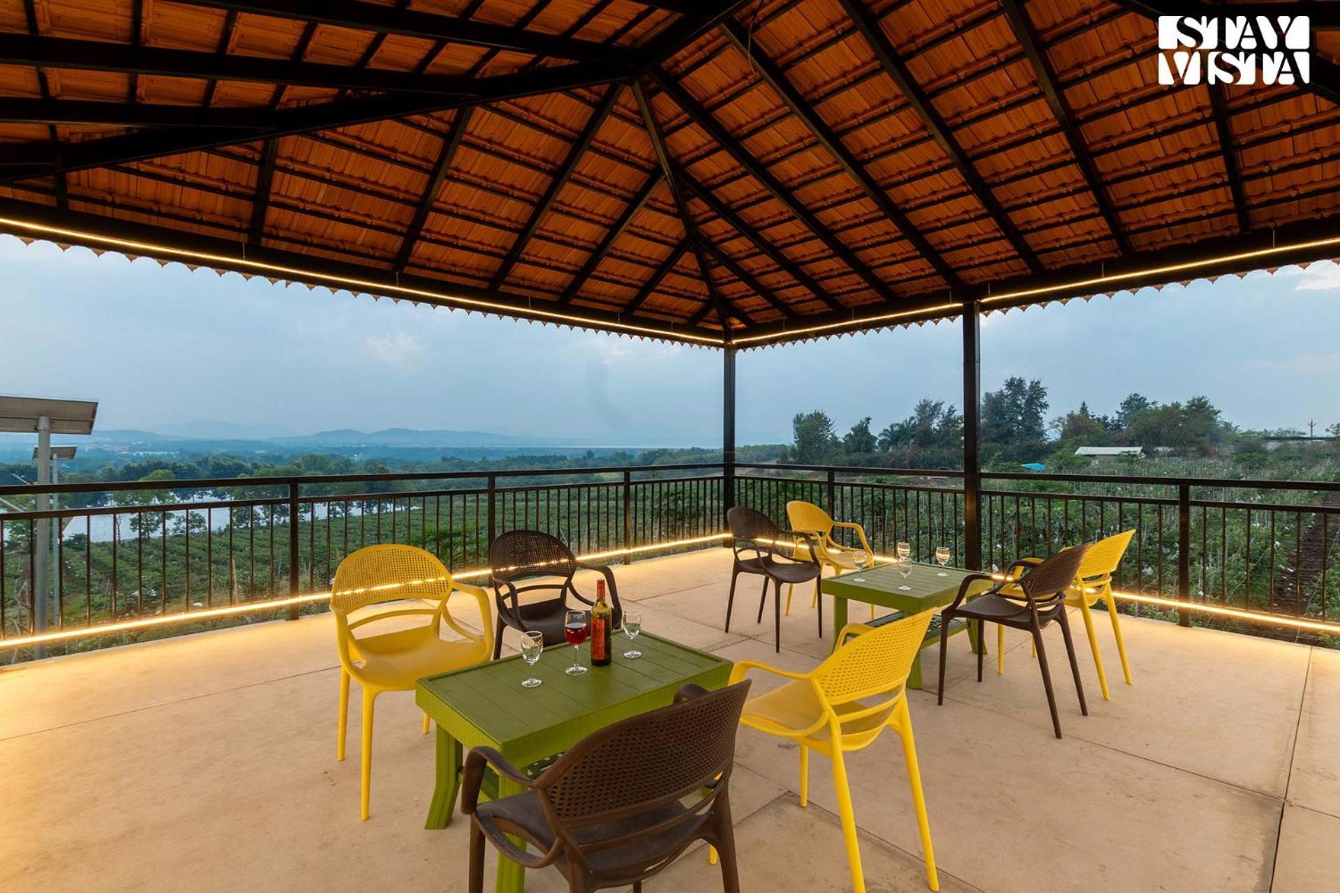 Stayvista'S Harvest Haven - Pool-View Villa With Deck & Machan Near Sula Насик Экстерьер фото