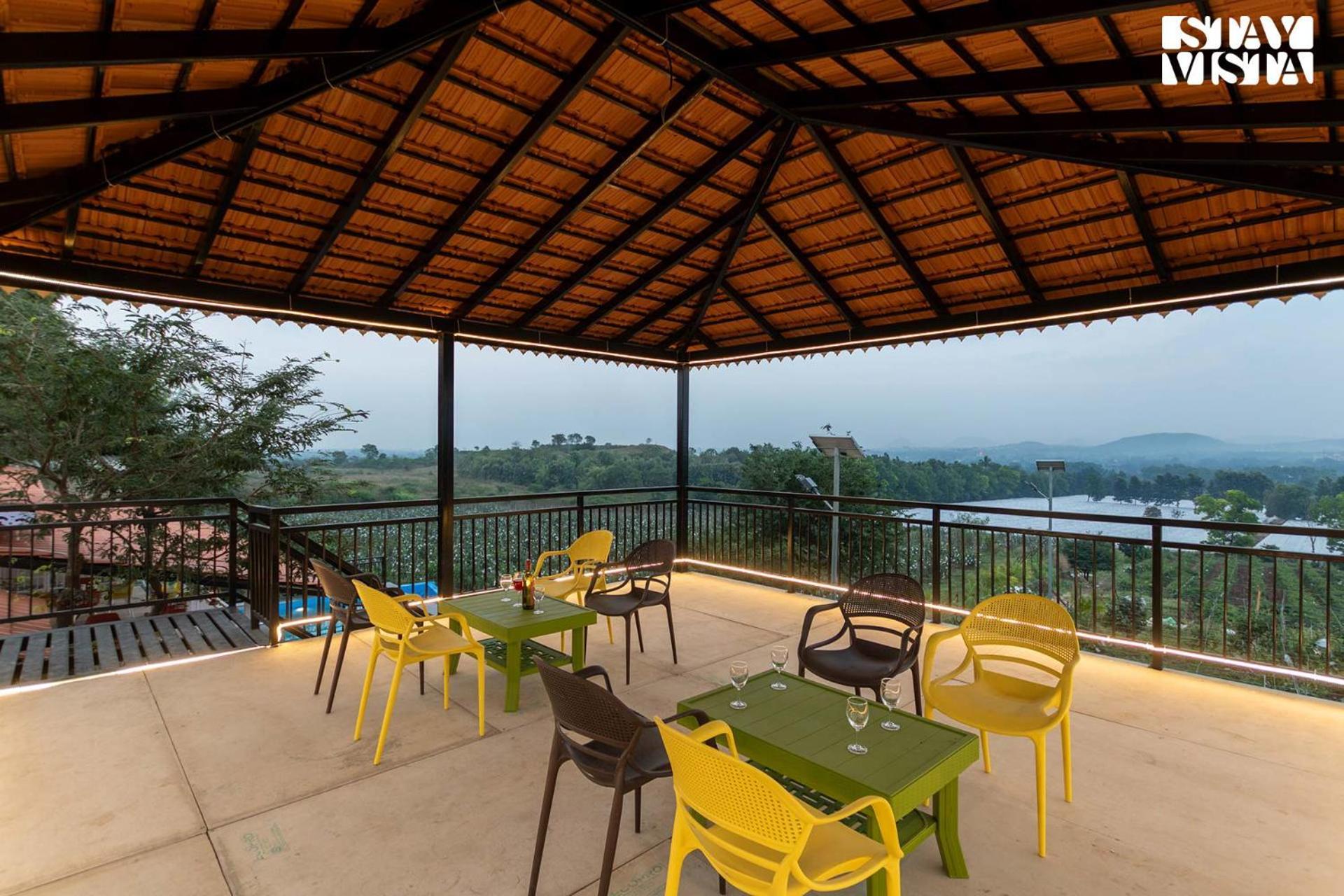 Stayvista'S Harvest Haven - Pool-View Villa With Deck & Machan Near Sula Насик Экстерьер фото